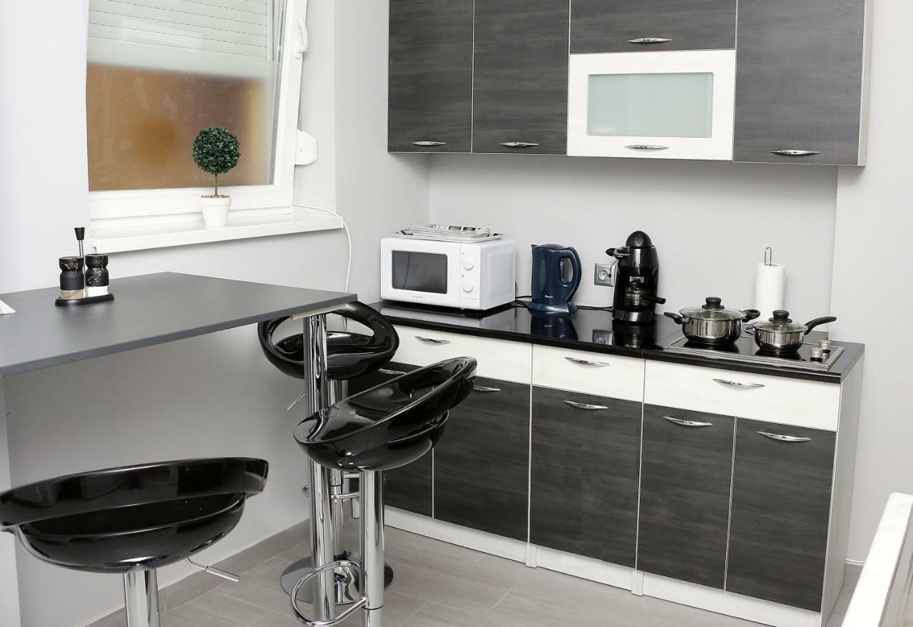 Centroom Apartman Sátoraljaújhely Buitenkant foto